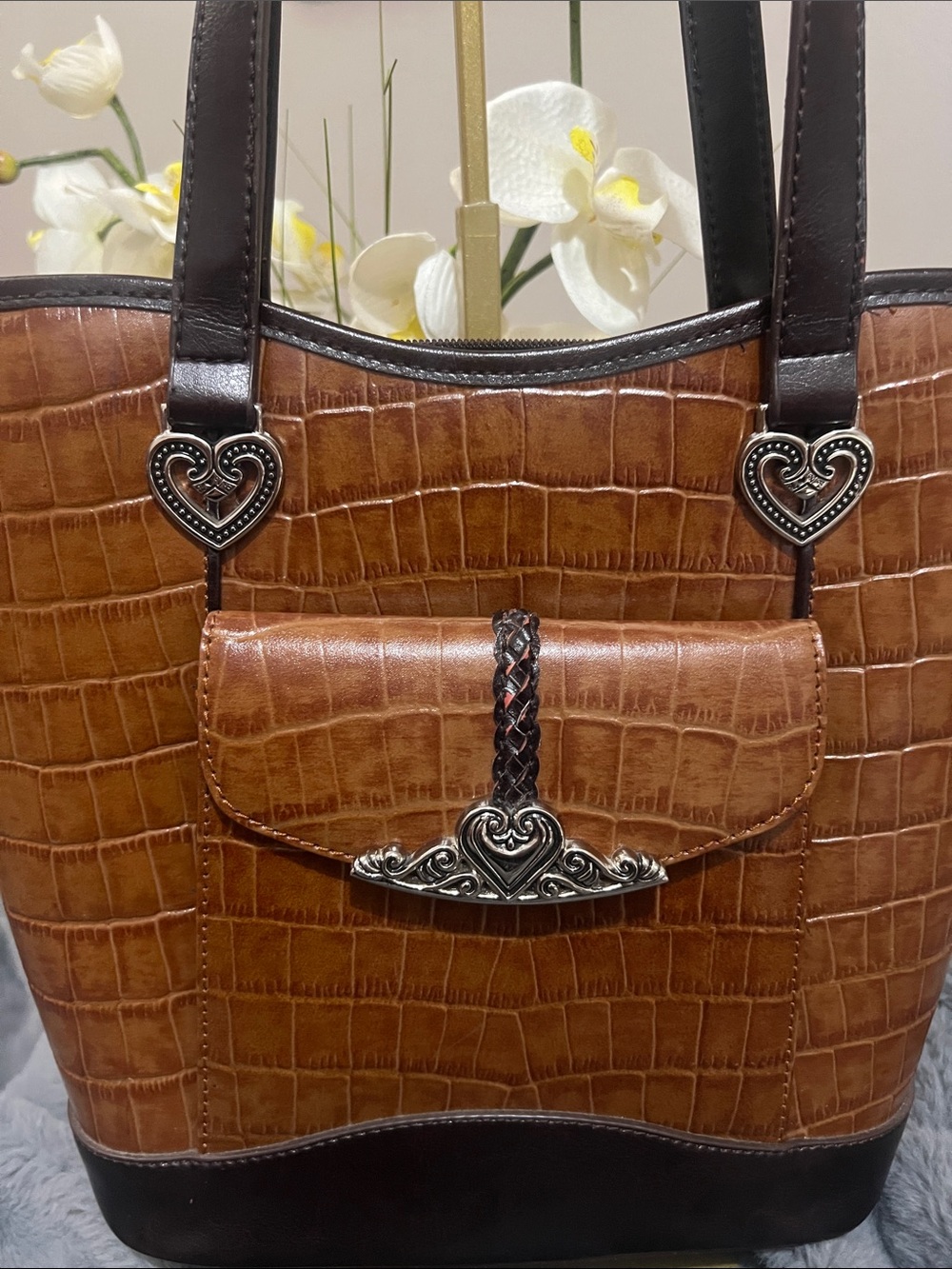 Brown Croc-Embossed Tote Bag with Heart Accent - Picture 2 of 6